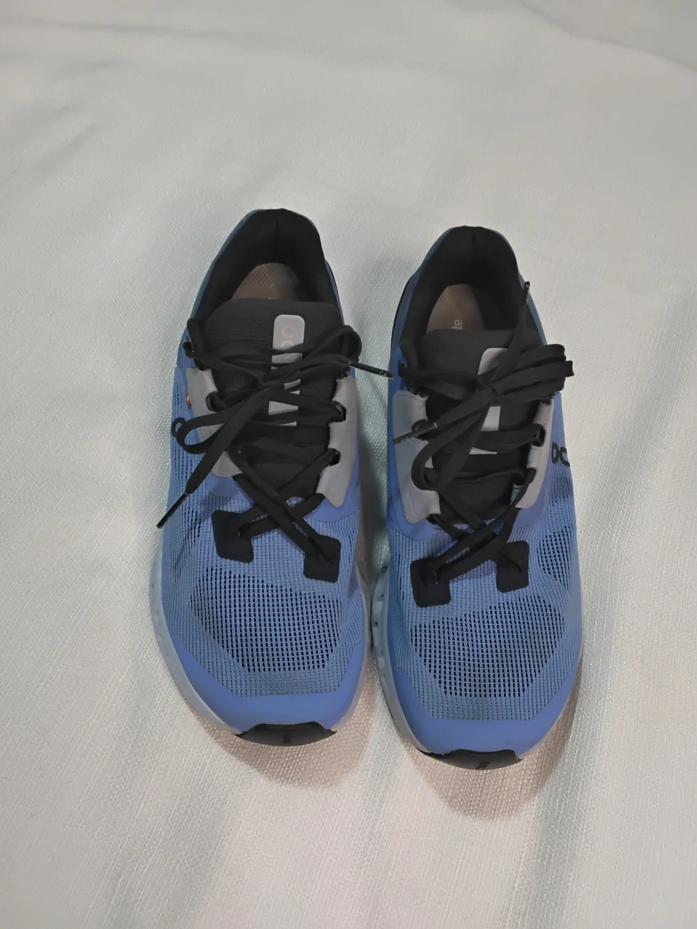On Running Cloudstratus Blue and Black Women's Running Sneakers Sz 9.